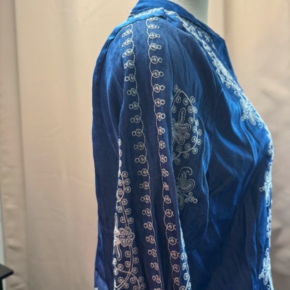 LIV Los Angeles embroidered, lightweight jacket/shirt, size M - Picture 8 of 8